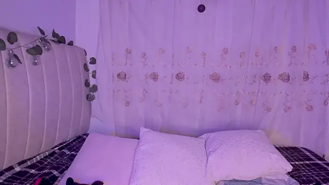 purplelilith3 online show from 02/10/26, 03:32