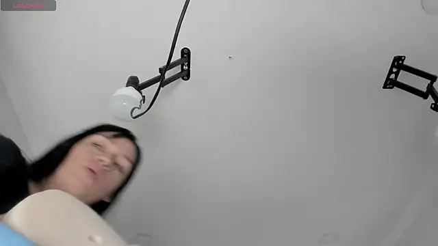 EmiliaRose  online show from 03/17/26, 09:18