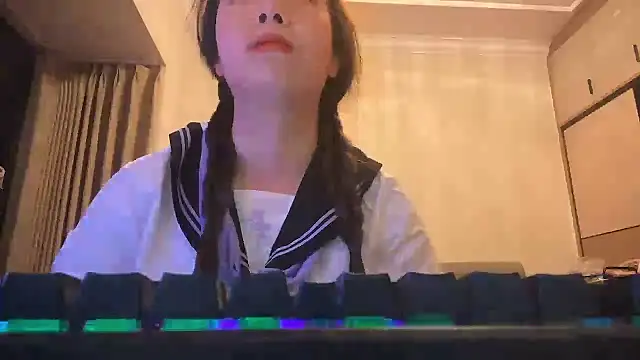 chenyunan online show from 02/13/25, 02:52