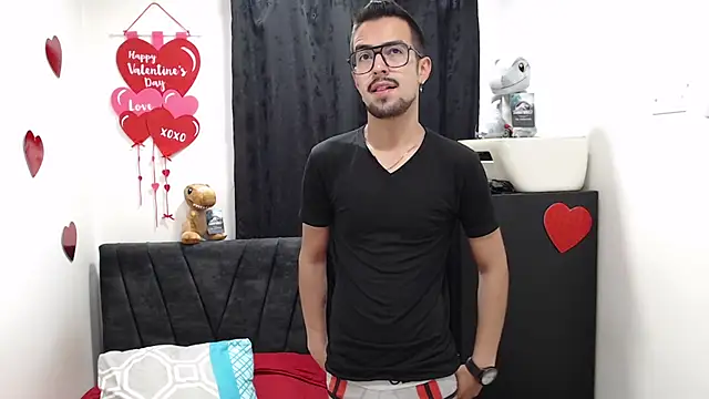 Snapshot of Demian_val chatting on 02/14/26, 11:29 Demian val online show from 02/14/26, 11:29