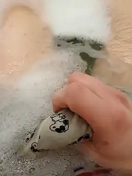 flo000031 online show from 01/15/26, 02:54