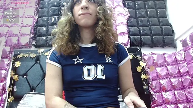 Snapshot of poisondost_hot chatting on 09/21/25, 11:45 poisondost hot online show from 09/21/25, 11:45