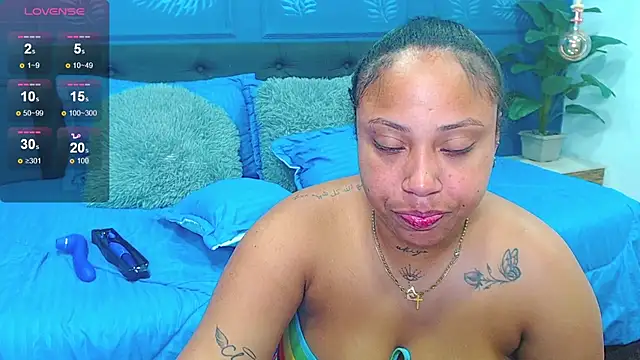 rebeka kenye online show from 11/22/25, 07:24