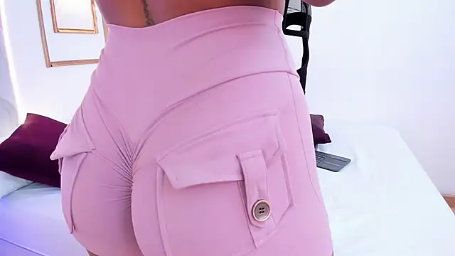 KylieGomeez online show from 03/12/25, 11:22