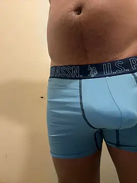 guajiro276565 online show from 02/14/25, 01:34