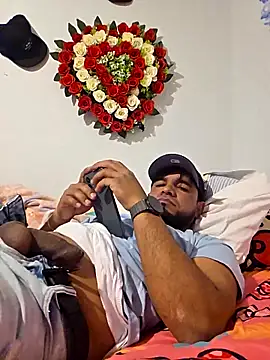 guajiro276565 online show from 02/11/26, 07:41