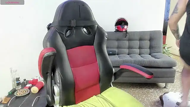 ragnar lothbrok777 online show from 10/09/25, 08:18