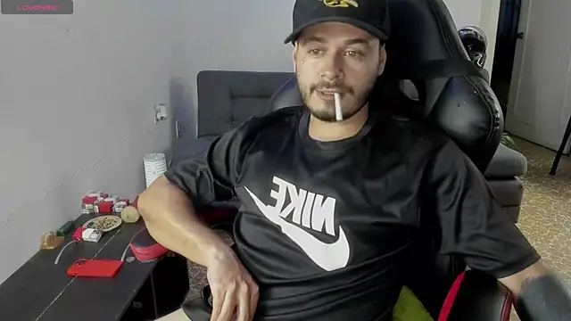 ragnar lothbrok777 online show from 11/05/25, 09:26