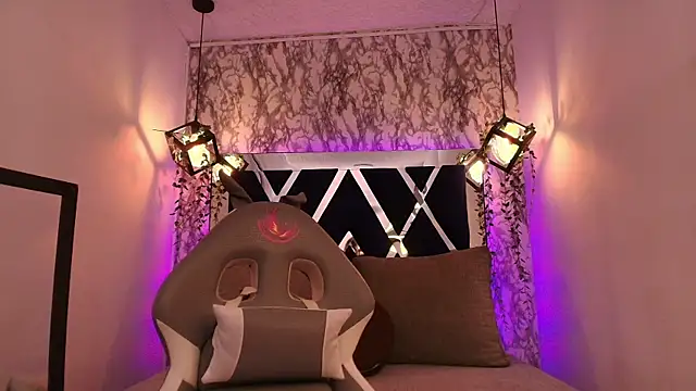 charlotte bluee online show from 01/07/26, 09:50