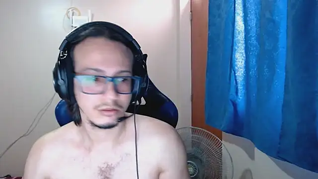 cholitohermoso online show from 03/10/25, 04:25