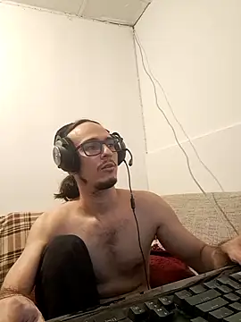 cholitohermoso online show from 04/06/26, 05:36