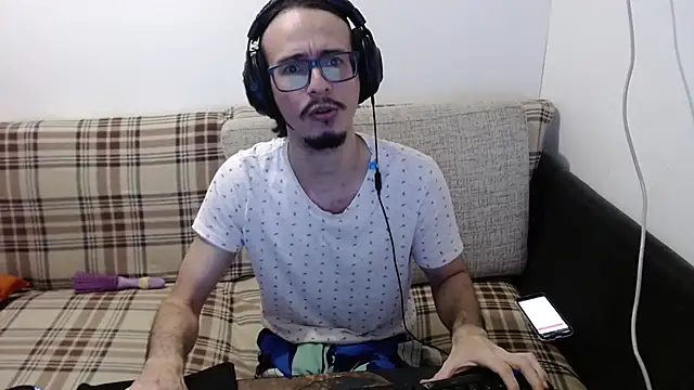 Snapshot of cholitohermoso chatting on 06/29/26, 02:39 cholitohermoso online show from 06/29/26, 02:39