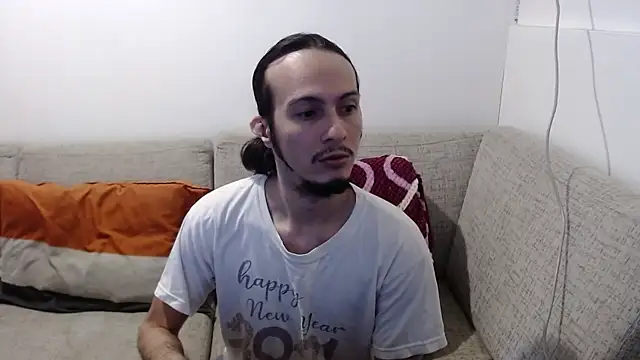 Snapshot of cholitohermoso chatting on 07/26/26, 03:19 cholitohermoso online show from 07/26/26, 03:19