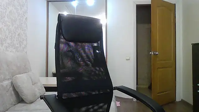 Victoria secrets  online show from 03/02/25, 05:54