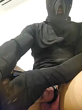 mosterxxx11 online show from 02/14/25, 01:34