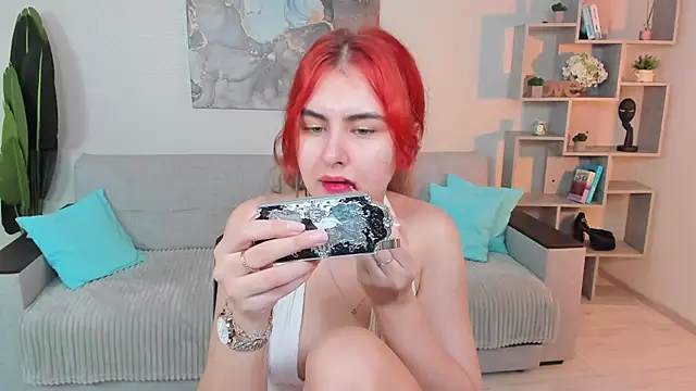 Snapshot of GabriellaMays chatting on 10/12/25, 05:17 GabriellaMays online show from 10/12/25, 05:17
