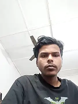 boyyouwant33 online show from 02/13/25, 11:50