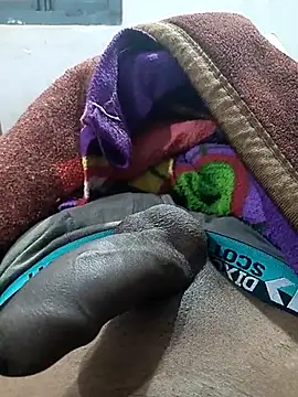 boyyouwant33 online show from 02/15/25, 12:33