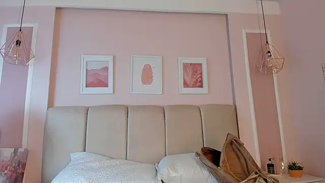 Annie rhoades online show from 02/11/26, 01:05