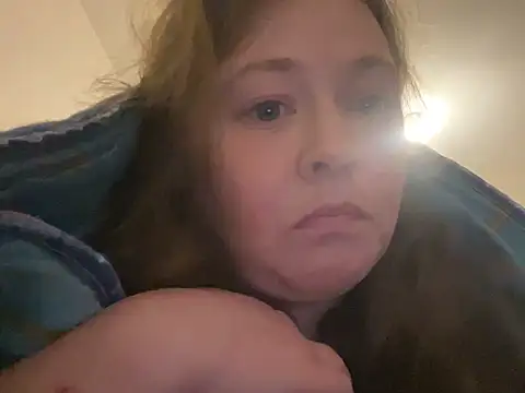 minichattedilatter online show from 02/12/25, 09:11