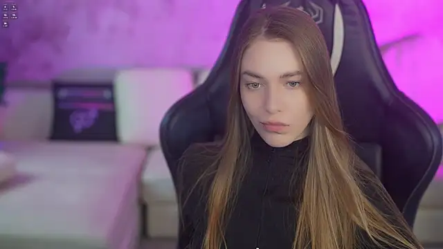 Layla Sweet  online show from 01/12/26, 11:43