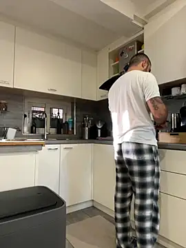 morfeoX online show from 10/09/25, 06:00