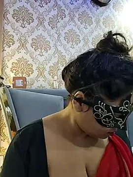 Snapshot of pihu_00777 chatting on 03/03/25, 10:20 pihu 00777 online show from 03/03/25, 10:20