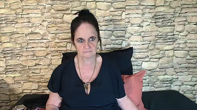 LuciousGrace online show from 09/26/25, 06:01