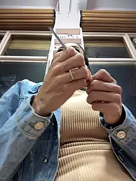 Naatalia online show from 11/21/25, 11:47