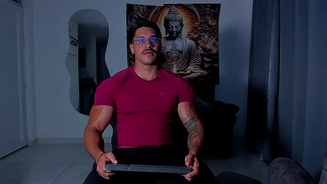 Valentino Dosantos  online show from 11/21/25, 10:52