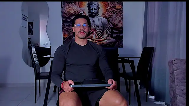 Valentino Dosantos  online show from 02/04/26, 08:14