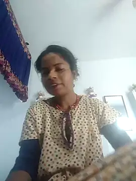 Snapshot of MEENA_ROY chatting on 02/15/25, 05:19 MEENA ROY online show from 02/15/25, 05:19