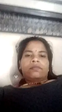 Snapshot of MEENA_ROY chatting on 02/17/25, 03:09 MEENA ROY online show from 02/17/25, 03:09