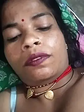 Snapshot of MEENA_ROY chatting on 02/28/25, 06:41 MEENA ROY online show from 02/28/25, 06:41