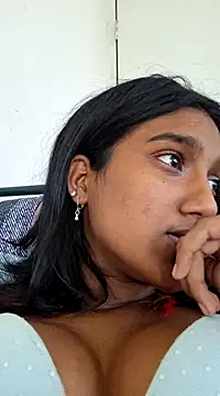 Snapshot of indianpink_lips chatting on 03/20/25, 11:05 indianpink lips online show from 03/20/25, 11:05