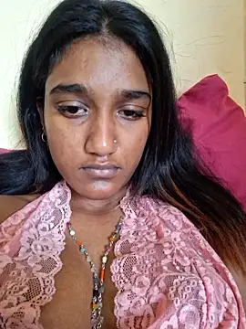 Snapshot of indianpink_lips chatting on 09/19/25, 08:27 indianpink lips online show from 09/19/25, 08:27