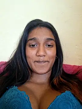 Snapshot of indianpink_lips chatting on 09/23/25, 11:13 indianpink lips online show from 09/23/25, 11:13