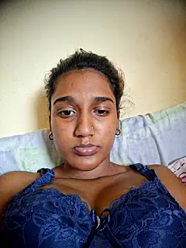 Snapshot of indianpink_lips chatting on 11/13/25, 12:15 indianpink lips online show from 11/13/25, 12:15