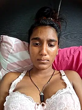 indianpink lips online show from 03/06/26, 12:34