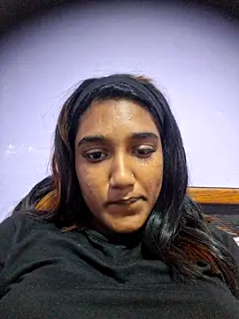 indianpink lips online show from 04/20/26, 06:53