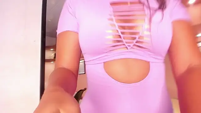 SofiaBennett  online show from 05/22/26, 01:06