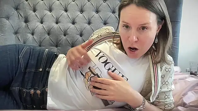 eatmypie69 online show from 12/04/25, 10:02