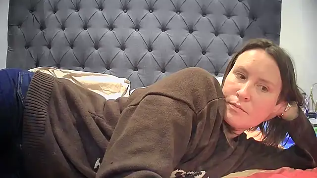 eatmypie69 online show from 02/22/26, 07:23