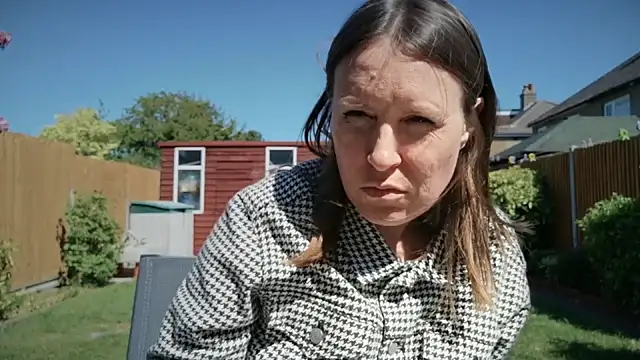 eatmypie69 online show from 04/22/26, 12:39