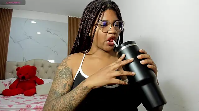 ZahraRose online show from 03/31/26, 08:53