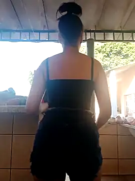 Snapshot of gatinha_18 chatting on 09/10/25, 07:25 gatinha 18 online show from 09/10/25, 07:25