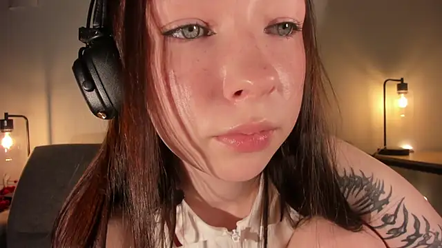 Snapshot of Sindy_Juxx chatting on 03/19/26, 04:22 Sindy Juxx online show from 03/19/26, 04:22