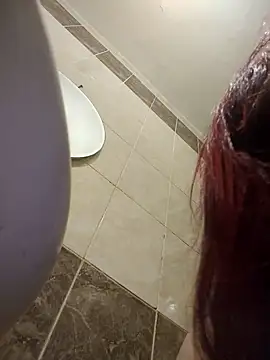 Snapshot of Loly2025 chatting on 02/18/25, 12:59 Loly2025 online show from 02/18/25, 12:59