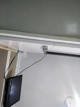 Snapshot of Loly2025 chatting on 03/22/25, 06:36 Loly2025 online show from 03/22/25, 06:36