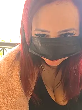 Loly2025 online show from 03/29/26, 01:33